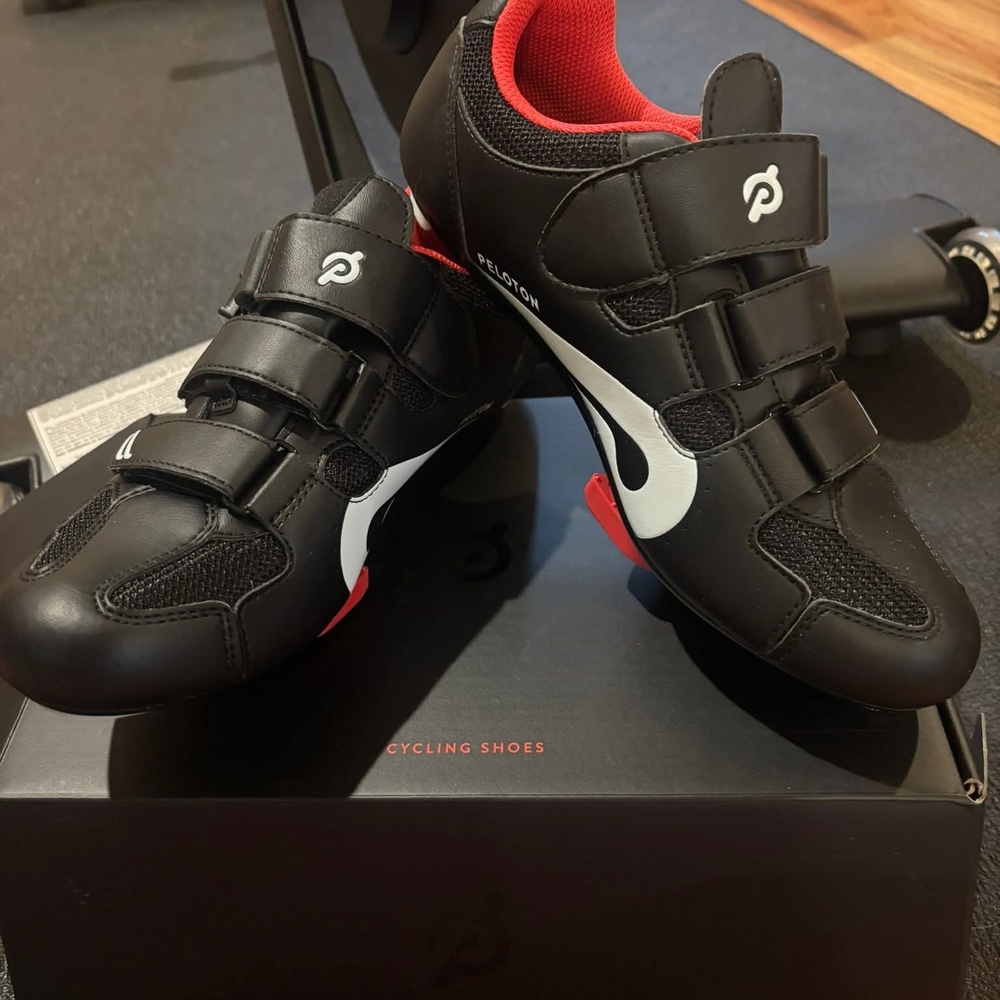 New In Box Peloton Black and Red Cycling Shoes